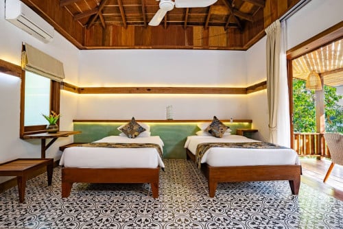 Resort Along Prek Teuk Chhou For Sale in Korng Kampot