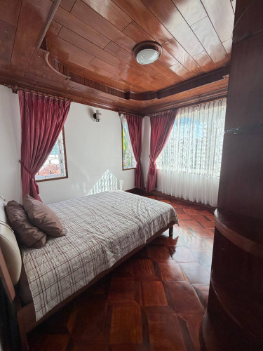 Single Villa for Rent In Tonle Bassac Few Minutes to Independent Monument