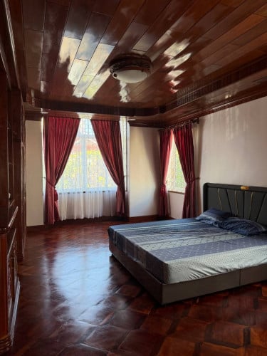 Single Villa for Rent In Tonle Bassac Few Minutes to Independent Monument