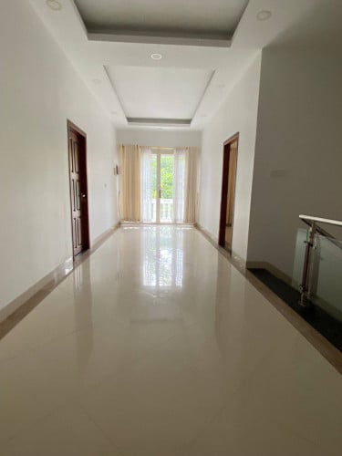 Single Villa for Rent In Tonle Bassac, safe and quiet compound