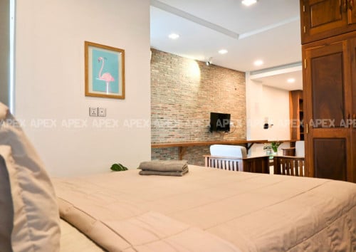 Spacious studio unit for rent at BKK1