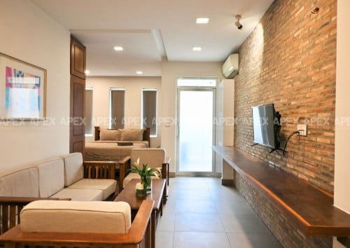 Spacious studio unit for rent at BKK1