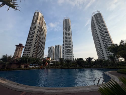 Starbay building 3 #2 26th floor for rent