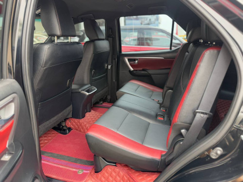 TOYOTA FORTUNER MODELLISTA 2025