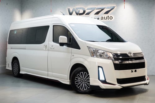 Toyota Hiace VIP SEATS 2024 Used 3000km