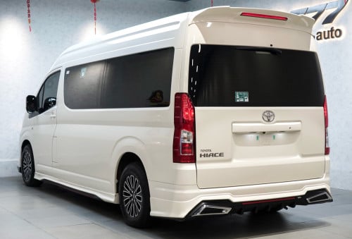 Toyota Hiace VIP SEATS 2024 Used 3000km