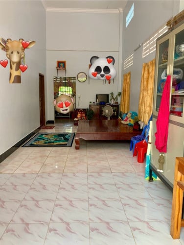 ផ្ទះលក់ជិតសាលាប៉ូលីស