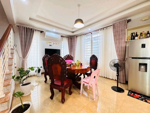 វីឡាទោល លក់ធូៗ