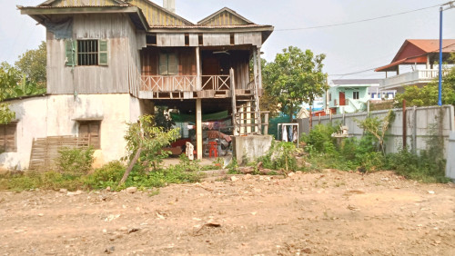 ដីសម្រាប់លក់