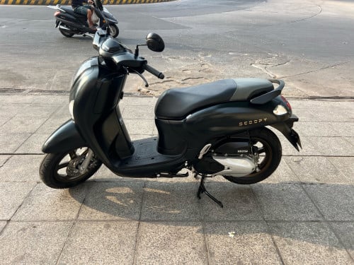 ថ្មីណាស់