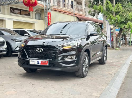 លក់ឡានម្ចាស់ដេីមHyundai Tucson 2020