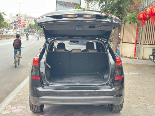 លក់ឡានម្ចាស់ដេីមHyundai Tucson 2020