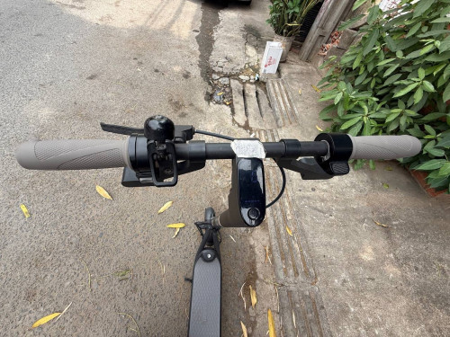 ស្គុតទ័រម៉ាក ninebot F30 មួយទឹក	អាមេរិច