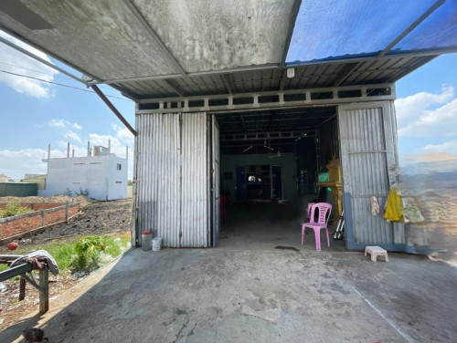 ๐ฆHouse Available for Urgent Sale at a Special Price (Negotiable).