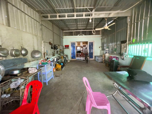 ๐ฆHouse Available for Urgent Sale at a Special Price (Negotiable).