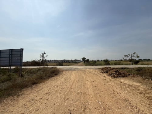 ๐ฆLand Available for Urgent Sale at a Special Price (Negotiable).