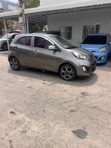 🦅ស្តុកថ្មី: KIA MORNING 2012 ស្មាតឃី Gasoline ⛽️