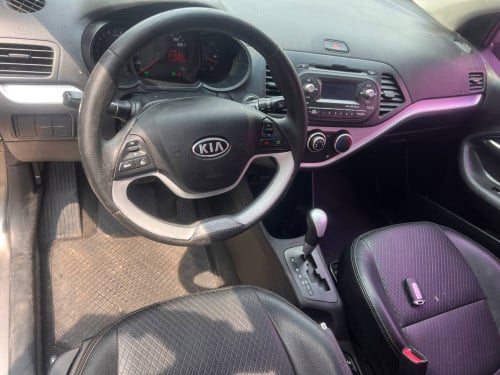 🦅ស្តុកថ្មី: KIA MORNING 2012 ស្មាតឃី Gasoline ⛽️