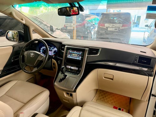 2015 Toyota Alphard (ឆ្វេងសុីន) អារ៉ាប់