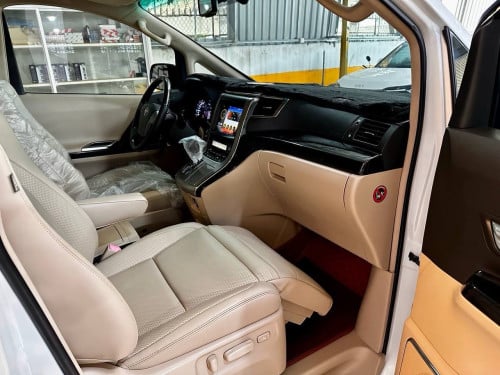 2015 Toyota Alphard (ឆ្វេងសុីន) អារ៉ាប់