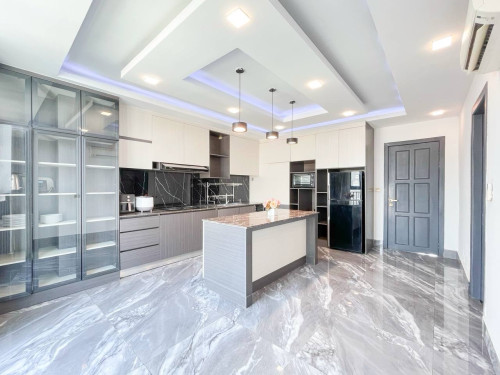 4 Bedroom Penthouse service apartments for rent