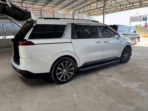 KIA CARNIVAL 021សាំងVIP freeឡៃសឹន7កៅអី