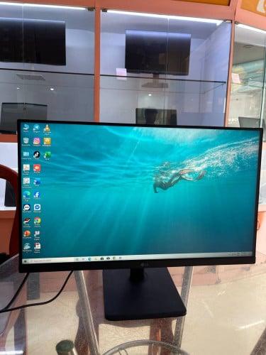 LCD LQ 24'' Full HD IPS $50