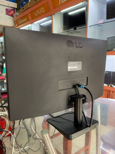 LCD LQ 24'' Full HD IPS $50