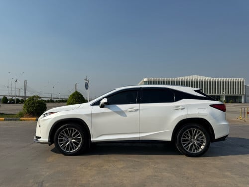 Lexus RX200t 2017 spec Russia
