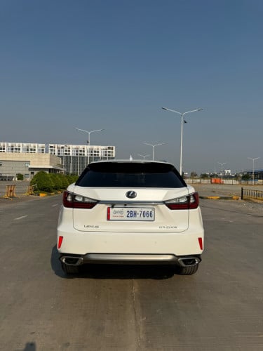 Lexus RX200t 2017 spec Russia