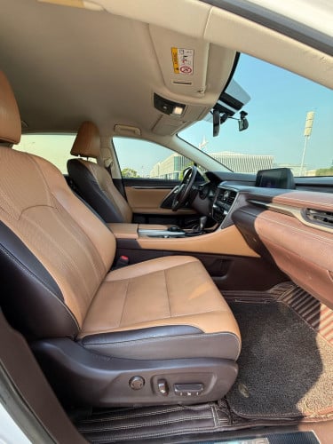 Lexus RX200t 2017 spec Russia
