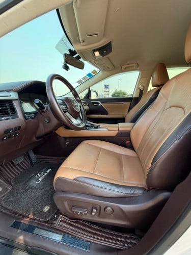 Lexus RX200t 2017 spec Russia