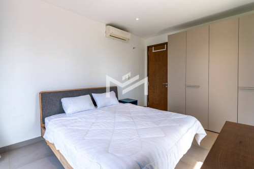 Modern 2 Bedrooms Condo for RENT in Embassy Central BKK1