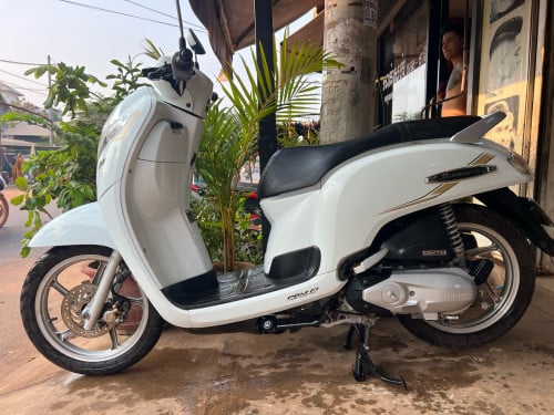 Scoopy 2019 ស្អាតអេម