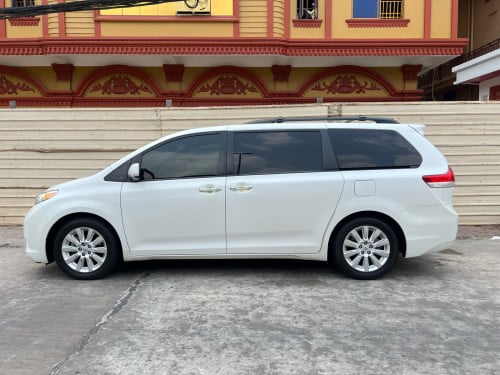 Sienna XLE Fullពេញ 011 ឡានស្អាតម្ចាស់ដើម