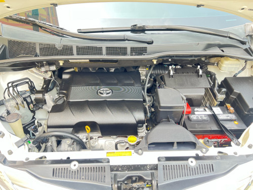 Sienna XLE Fullពេញ 011 ឡានស្អាតម្ចាស់ដើម