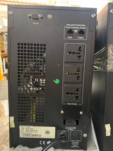 UPS 3KPA  2250W 2400W 27000W