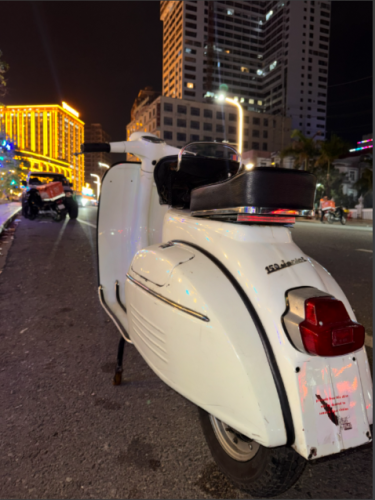 VESPA SPRINT LATIN CLASSIC