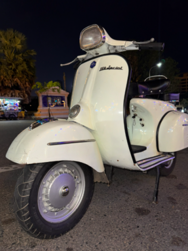 VESPA SPRINT LATIN CLASSIC