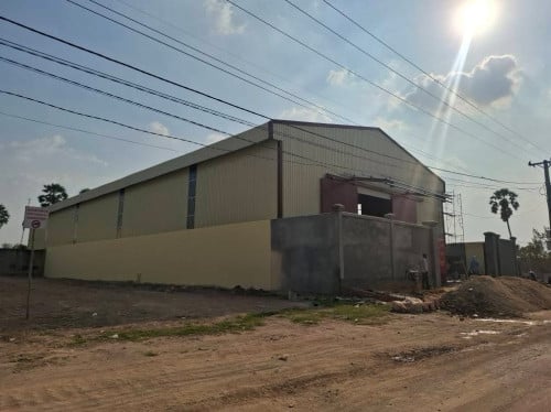 ឃ្លាំងសម្រាប់ជួលនៅ ព្រៃស