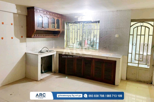 ផ្ទះល្វែងលក់បន្ទាន់បុរី ពិភពថ្មី ទួលសង្កែ