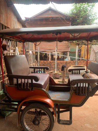 កន្ទុយរឺម៉កសម្រាប់លក់