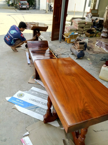 មានទទួលជួសជុលខាត់បាញ់ថ្នាំនឹងដេគ័រ