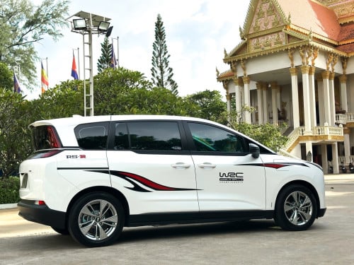 រថយន្តលក់តម្លៃពិសេស