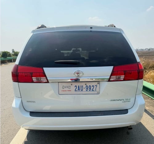 ឆ្នាំ2004 XLe Full p1 ថ្មី លក់14500$ ចចារ