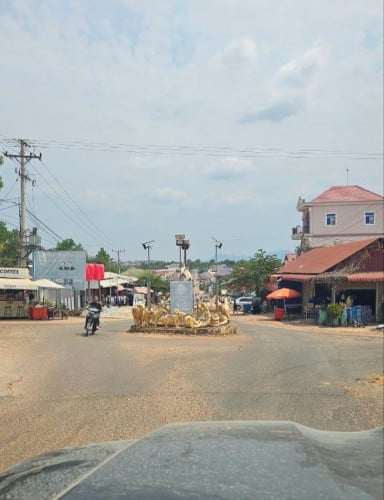 ដីលក់ប្រញាប់លុយនៅខេត្តកំពត ស្រុកឈូក ទំហំ30×100មតម្លៃ: 35000$ ក្រោមទីផ្សារ ពីមុន5មុឺនជាង (ប្លង់រឹង)