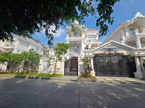 វីឡាព្រីនស៍A សម្រាប់ជួលក្នុងបុរីML Tiara | Villa Prince A for rent  in Borey ML Tiara