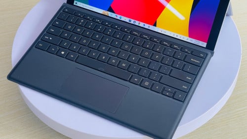 បញ្ចាក់ Not touch screen 🥳តែ $239ទេ បងៗ តម្លៃពិសេសជូន 🥳ល្បឿនលឿន Corei7🤫គុណភាពអេក្រង់ដិតច្បាស់ 3K✅