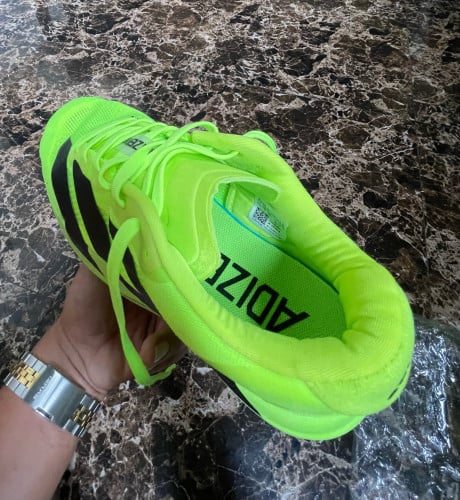Adidas  (Neon) សាយ 40.5 - នៅស្អាត សភាព 95%