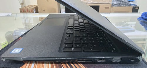 Dell Latitude 3500